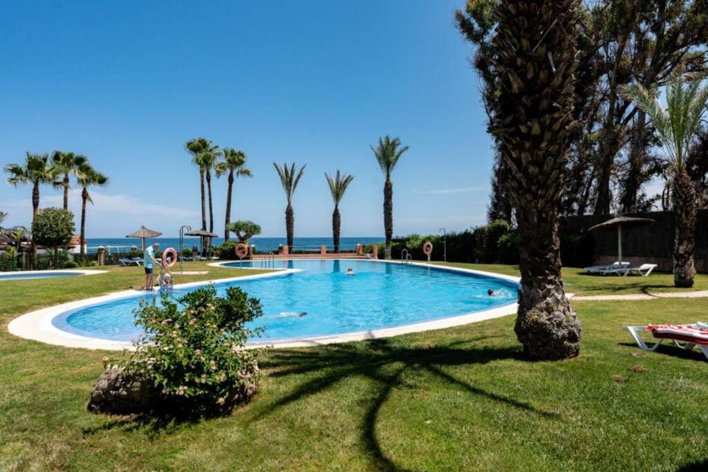 Ct 240 - Beachfront Apartment -Don Juan Manilva Exterior foto